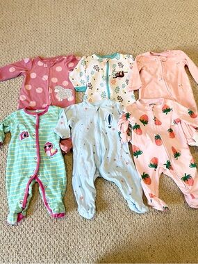 Baby Girl Sleeper Lot 0-3 month Tuffy Peekle Old Navy Carters Clothing Bundle